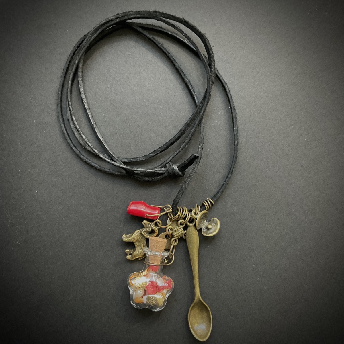 Colier medicament