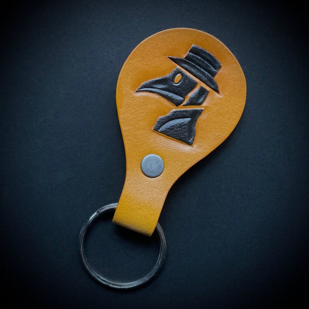 Breloc artizanal doctorul ciumei