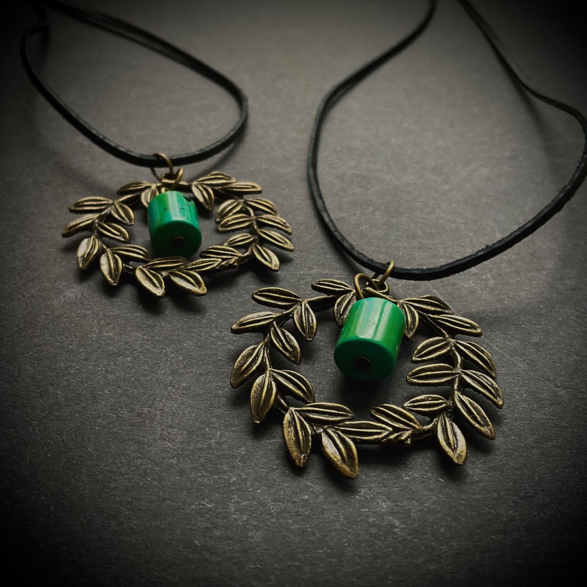 Pandantiv handmade cu piatra semipretioasa